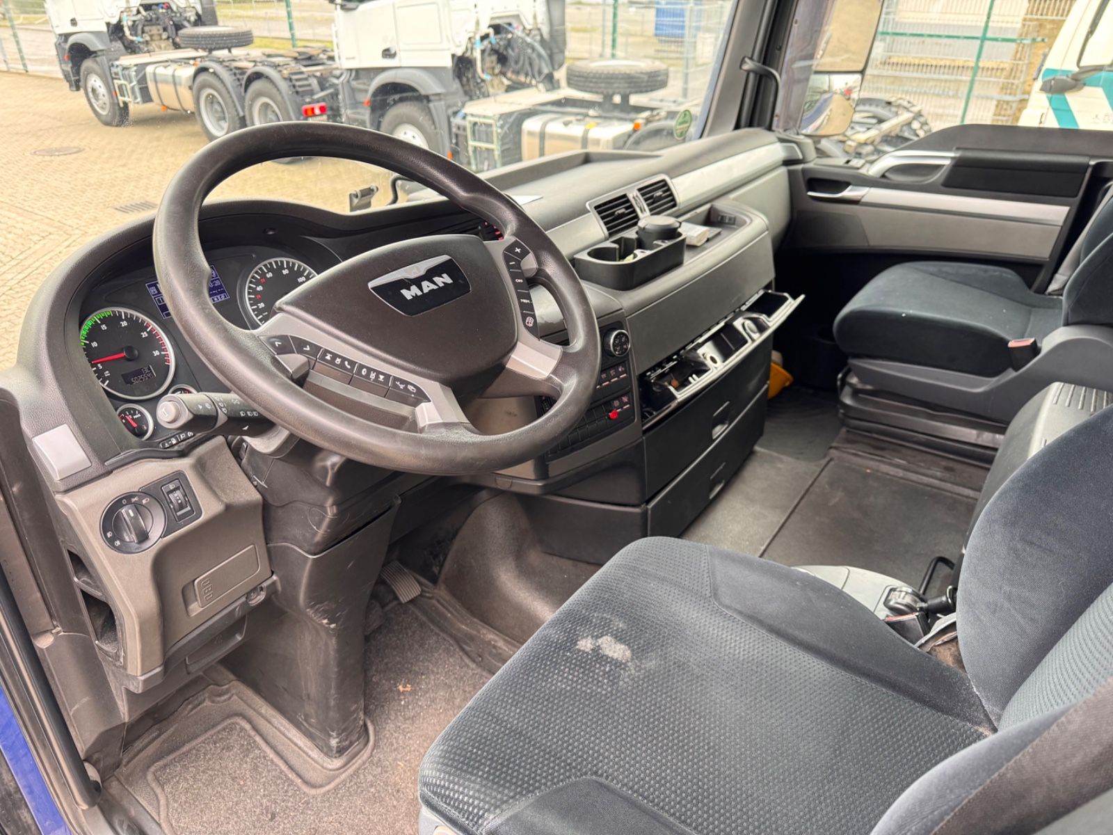 Fahrzeugabbildung MAN TGX 18.440 4x2   BLS  XLX