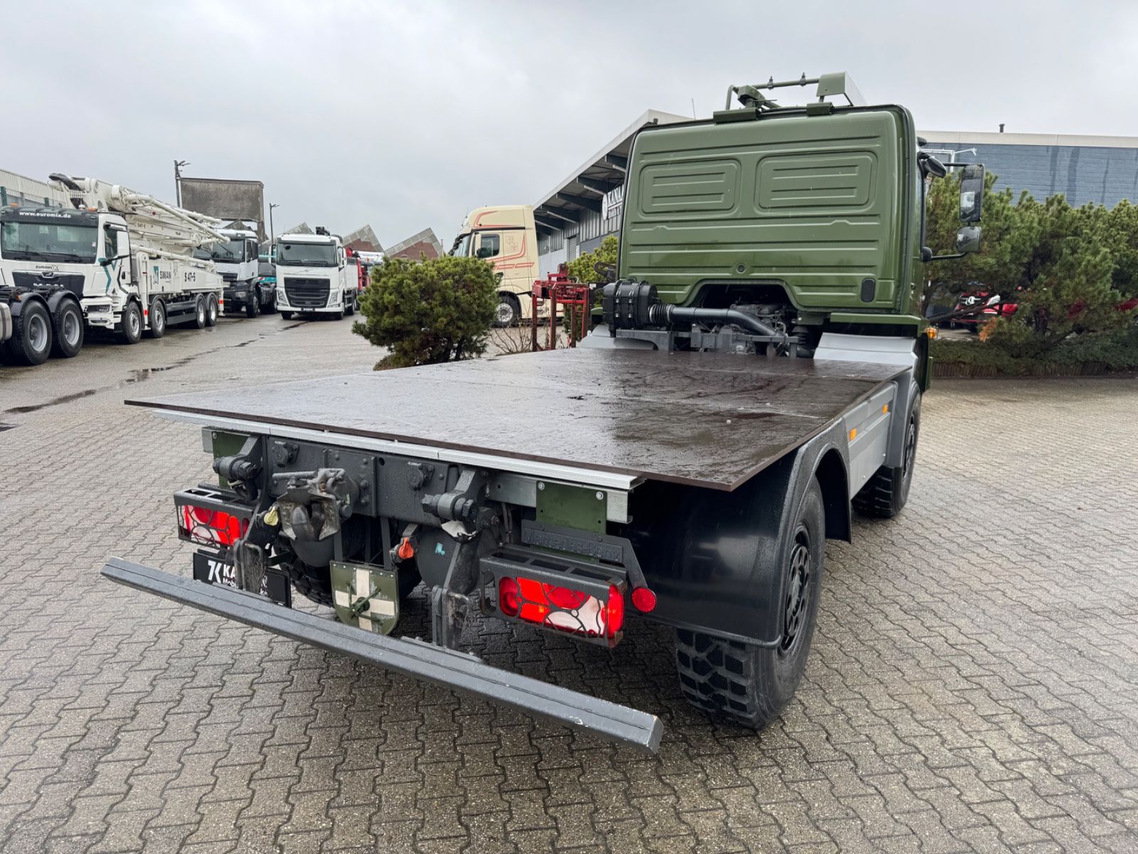 Fahrzeugabbildung Mercedes-Benz 1018 Atego 4x4 Allrad Miltär Camper (818)