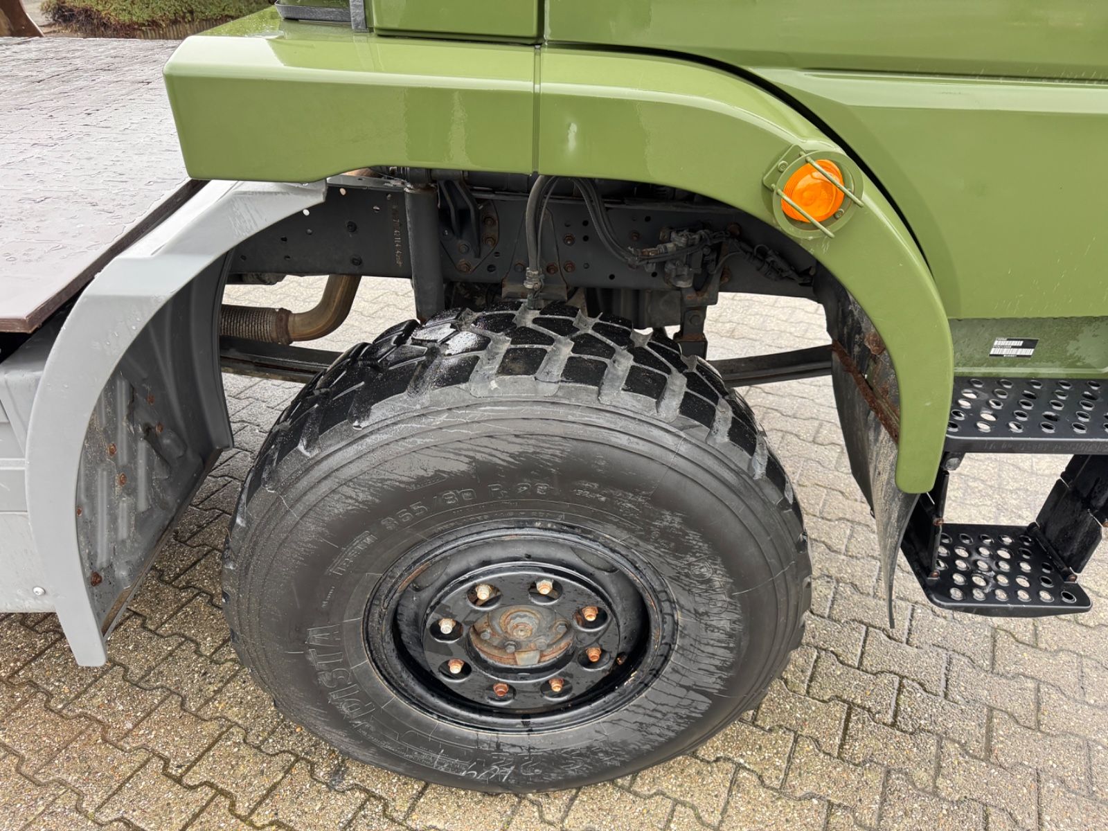 Fahrzeugabbildung Mercedes-Benz 1018 Atego 4x4 Allrad Miltär Camper (818)