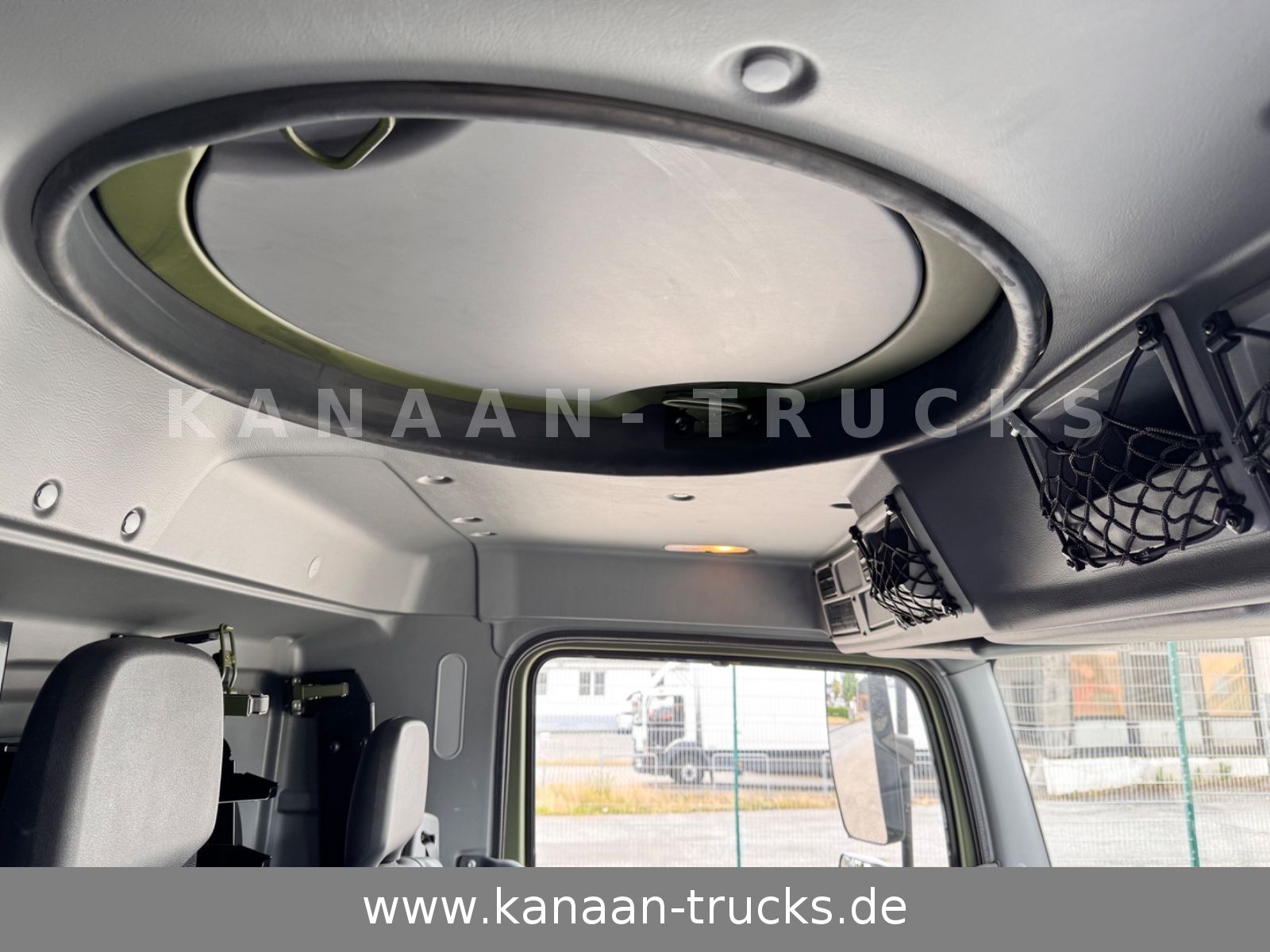 Fahrzeugabbildung Mercedes-Benz 1018 Atego 4x4 Allrad Miltär Camper (818)