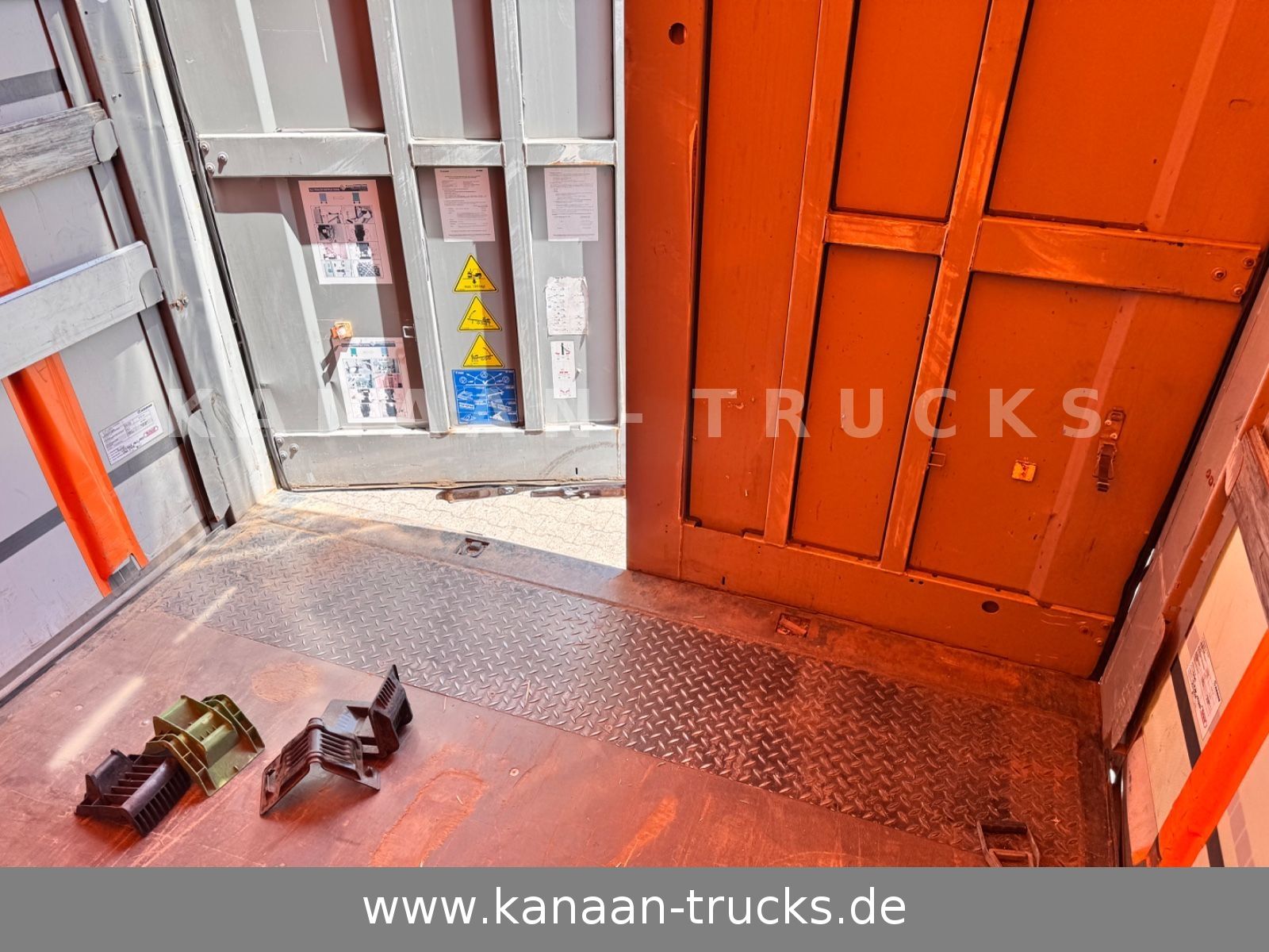 Fahrzeugabbildung Krone SD Curtainsider MEGA Jumbo XL Zert Getränke etc