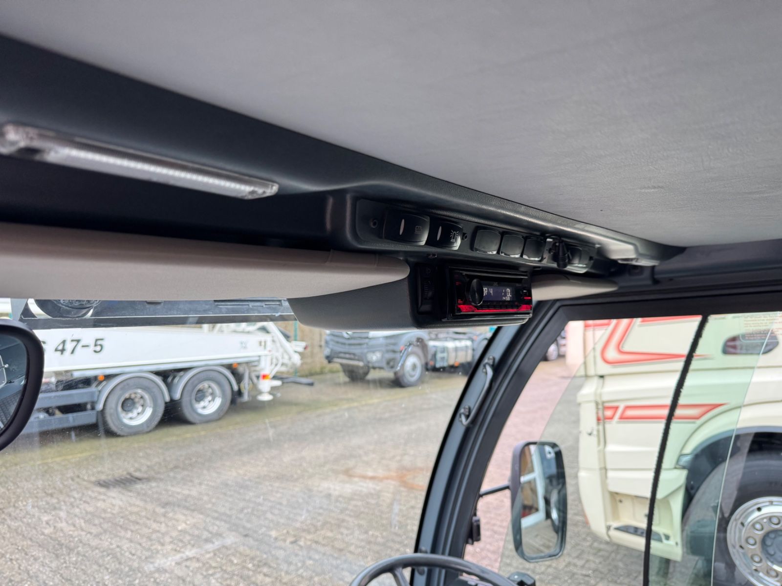 Fahrzeugabbildung Hako Citymaster 2200 Sweeper Kehrmaschine