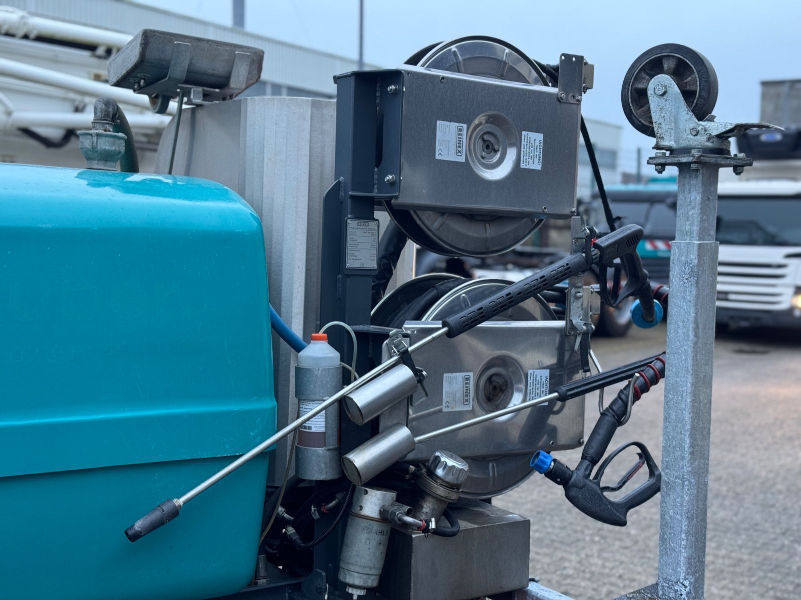 Fahrzeugabbildung Hako CityMaster 1600 Unkraut Heißwasser Dampf  REINEX