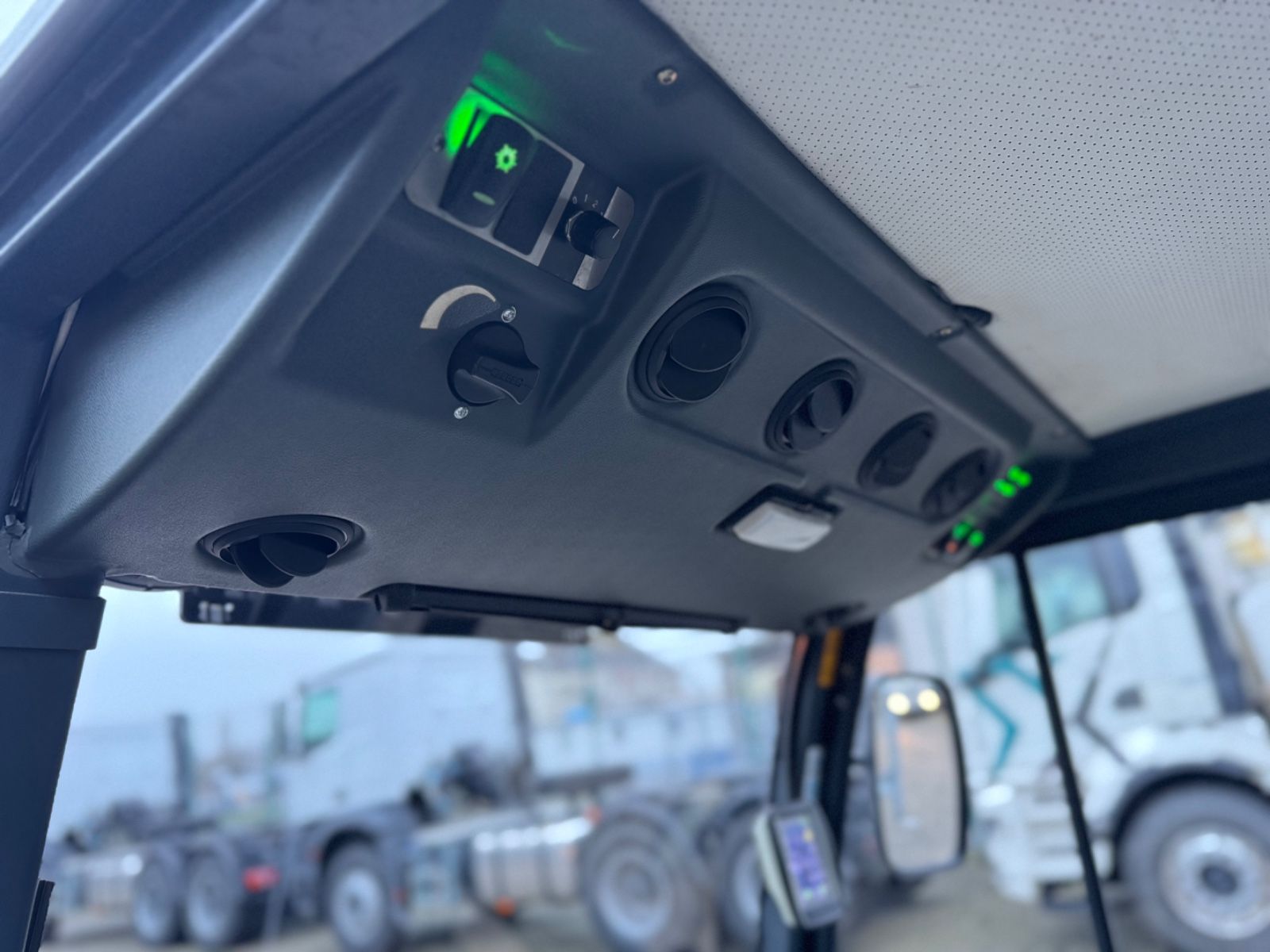 Fahrzeugabbildung Hako CityMaster 1600 Unkraut Heißwasser Dampf  REINEX