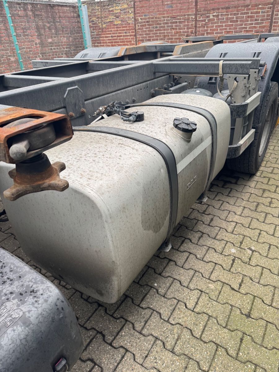 Fahrzeugabbildung DAF DAF XF 480 6X2 SSC Retarder 2xTanks Lift