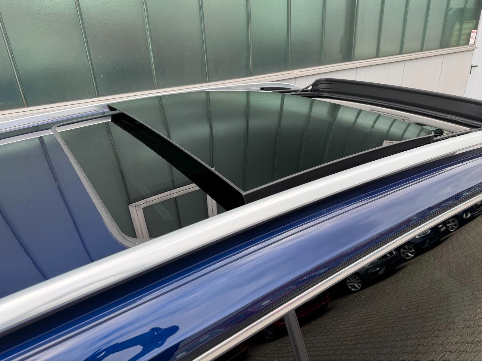 Fahrzeugabbildung Volkswagen Touran 1.5 TSI Highline*7-SITZE|AHK|PANO|ASSIST*