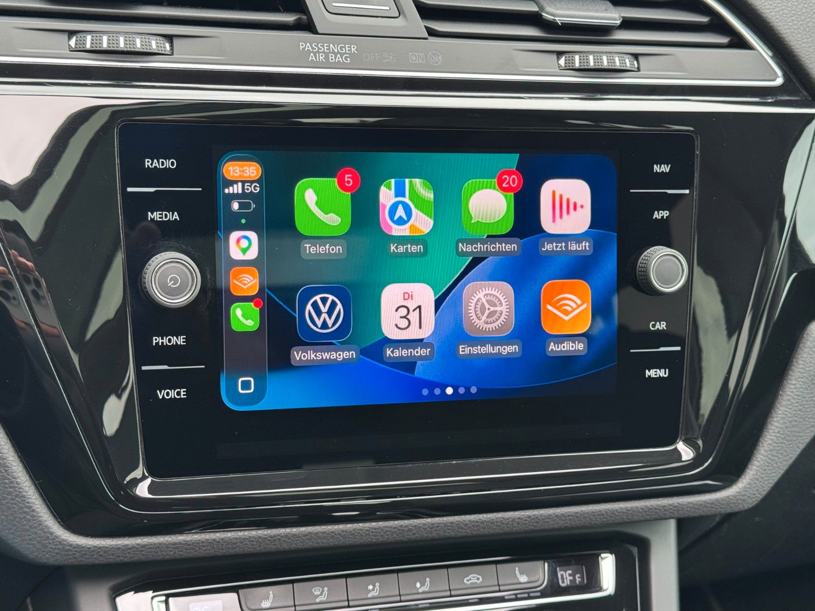 Fahrzeugabbildung Volkswagen Touran 1.5 TSI Highline*7-SITZE|AHK|PANO|ASSIST*