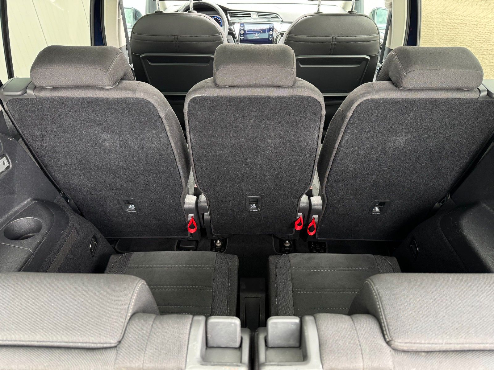 Fahrzeugabbildung Volkswagen Touran 1.5 TSI Highline*7-SITZE|AHK|PANO|ASSIST*