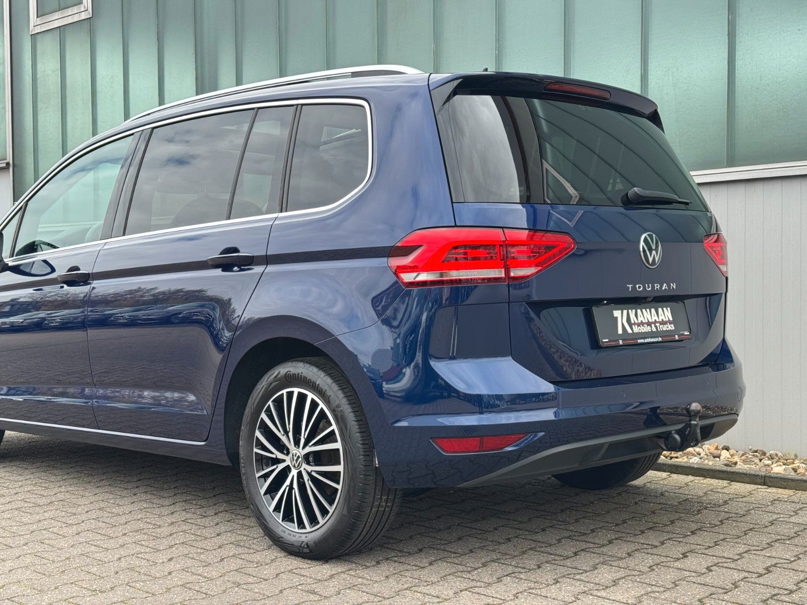 Fahrzeugabbildung Volkswagen Touran 1.5 TSI Highline*7-SITZE|AHK|PANO|ASSIST*