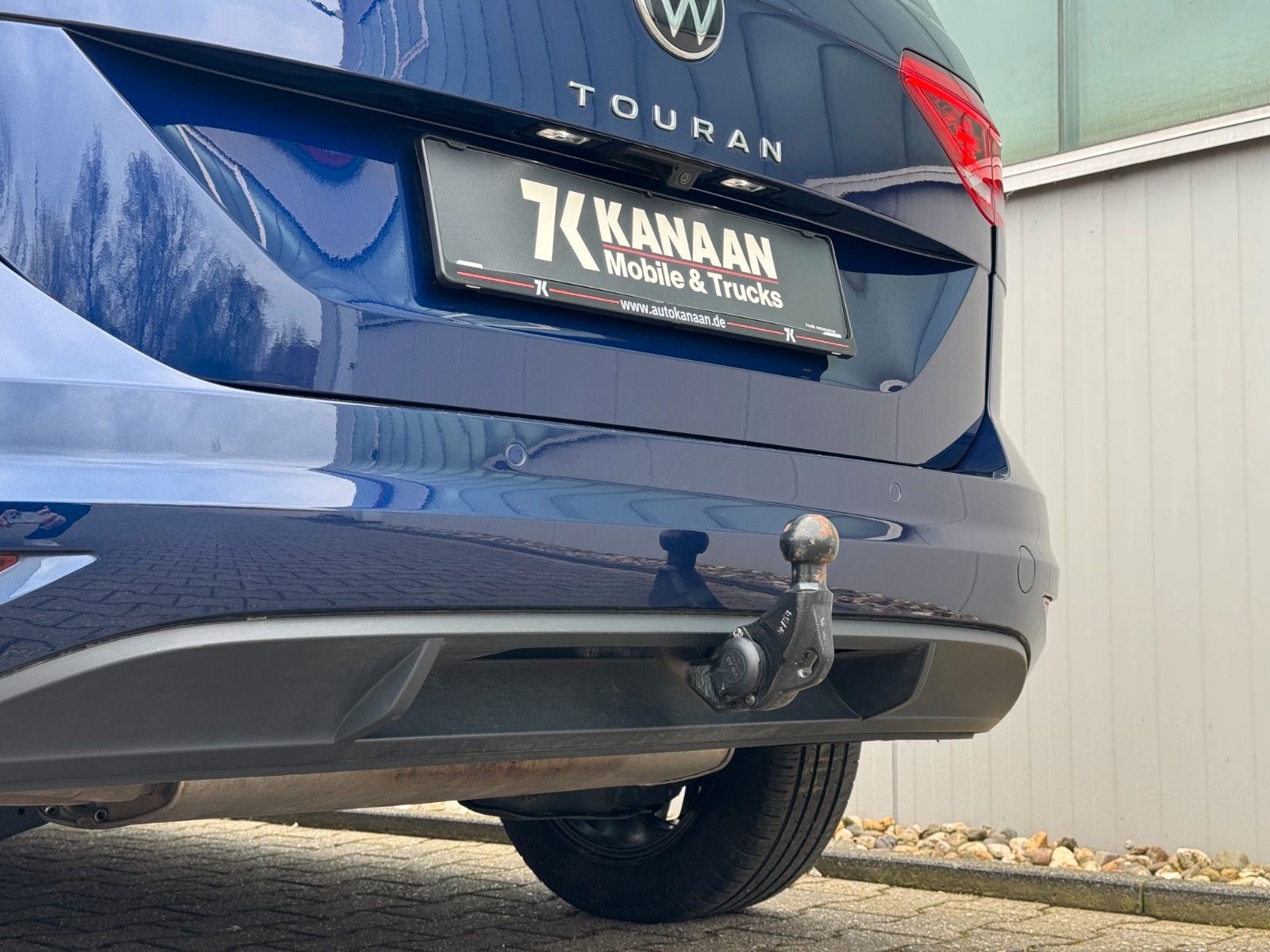 Fahrzeugabbildung Volkswagen Touran 1.5 TSI Highline*7-SITZE|AHK|PANO|ASSIST*