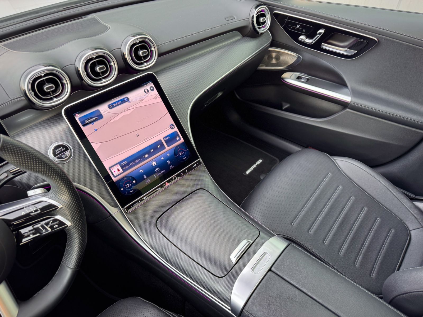 Fahrzeugabbildung Mercedes-Benz C 180 T AMG-Line *9G|PANORAMA|LED|360°*