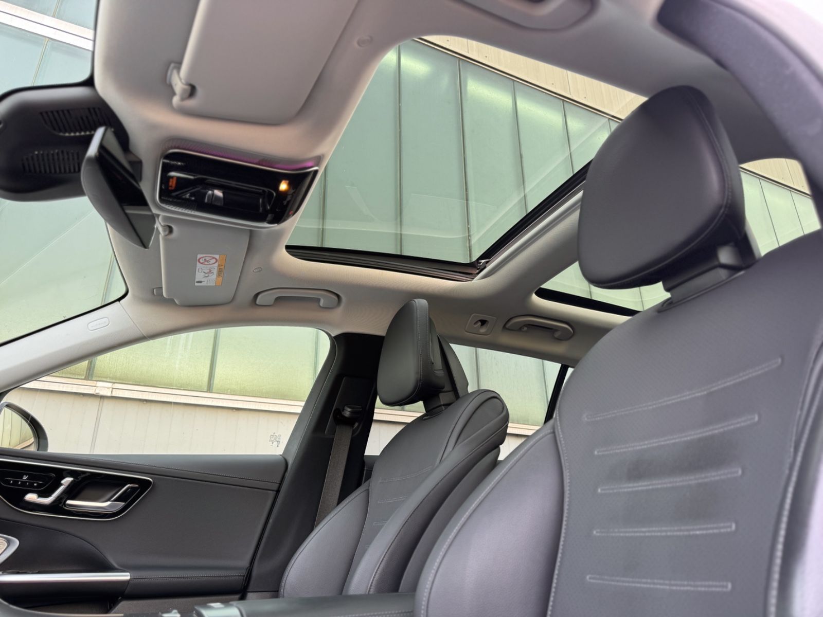 Fahrzeugabbildung Mercedes-Benz C 180 T AMG-Line *9G|PANORAMA|LED|360°*