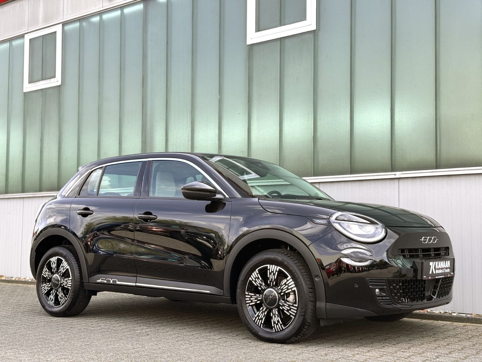 Fahrzeugabbildung Fiat 600 Hybrid *CARPLAY|360°|ASSIST*