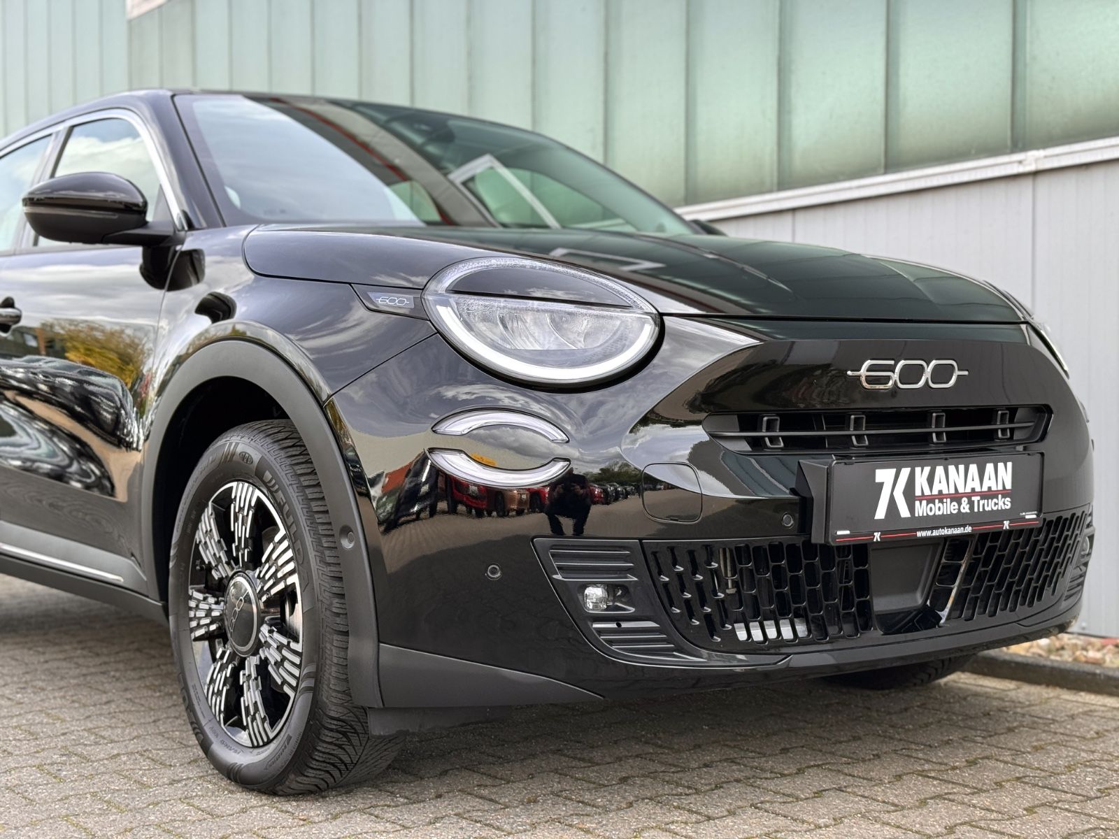 Fahrzeugabbildung Fiat 600 Hybrid *CARPLAY|360°|ASSIST*