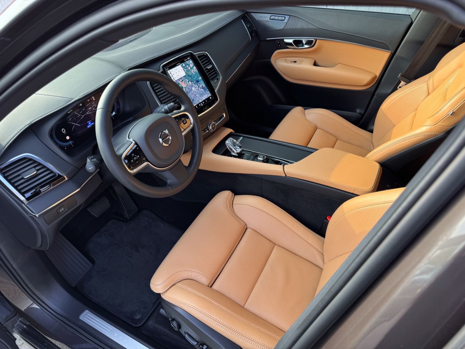 Fahrzeugabbildung Volvo XC90 2.0B5 D AWD Plus Bright*ASSIST|LED|7-SITZE*