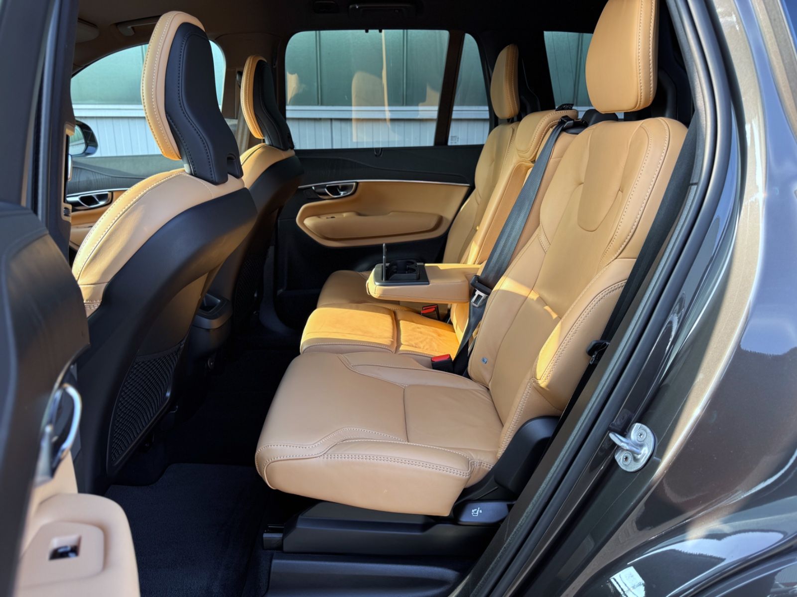 Fahrzeugabbildung Volvo XC90 2.0B5 D AWD Plus Bright*ASSIST|LED|7-SITZE*