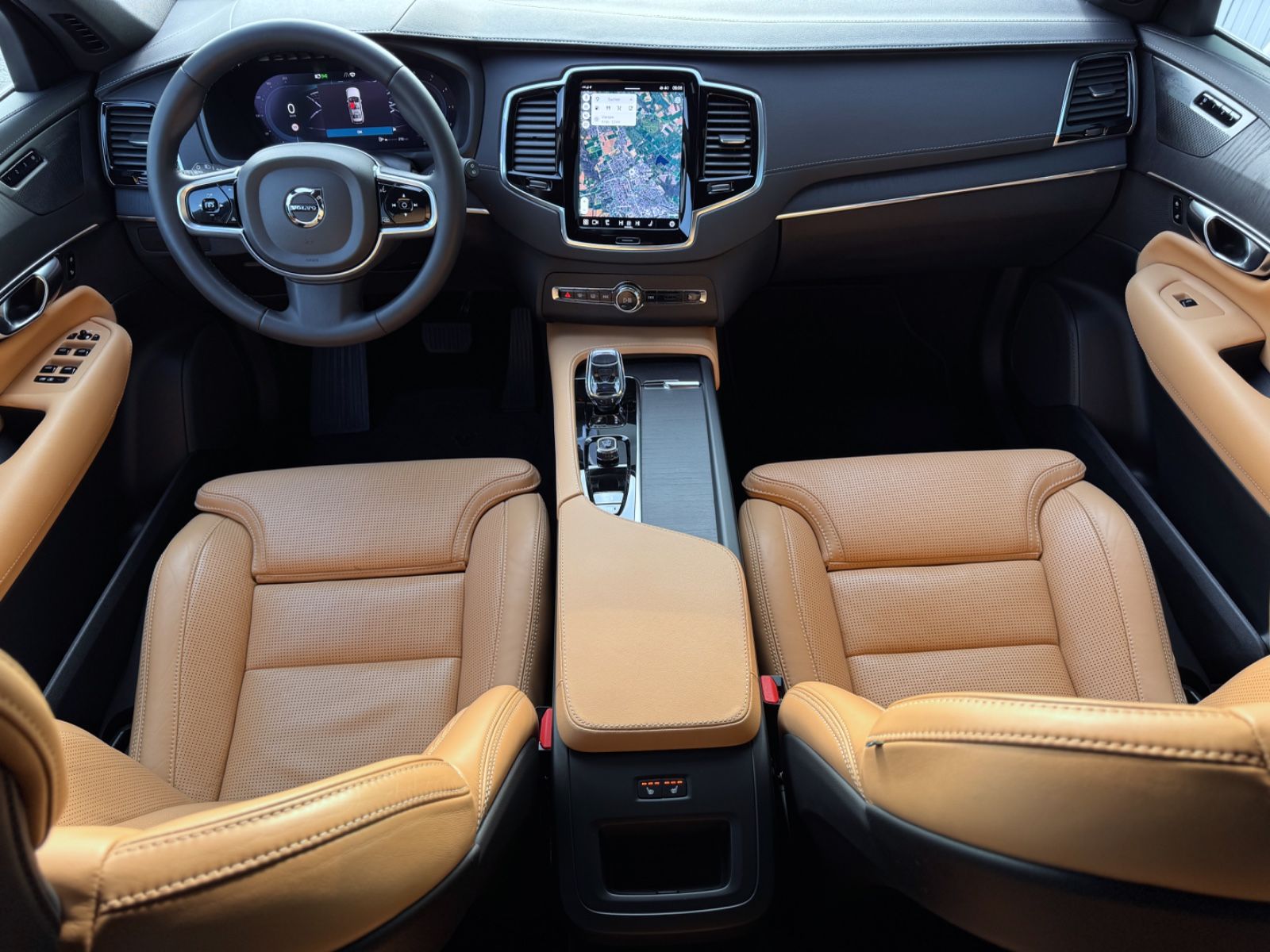 Fahrzeugabbildung Volvo XC90 2.0B5 D AWD Plus Bright*ASSIST|LED|7-SITZE*