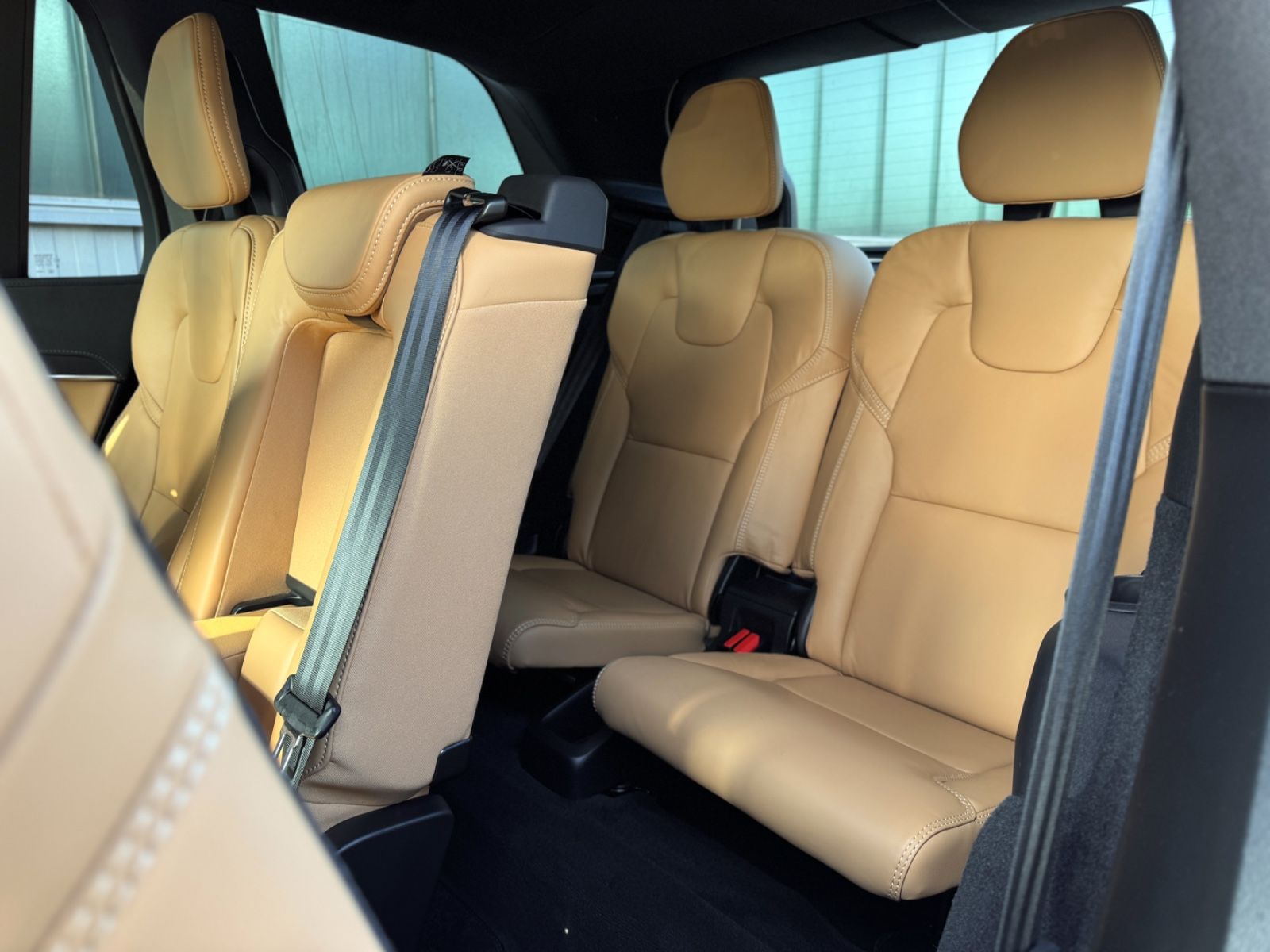 Fahrzeugabbildung Volvo XC90 2.0B5 D AWD Plus Bright*ASSIST|LED|7-SITZE*
