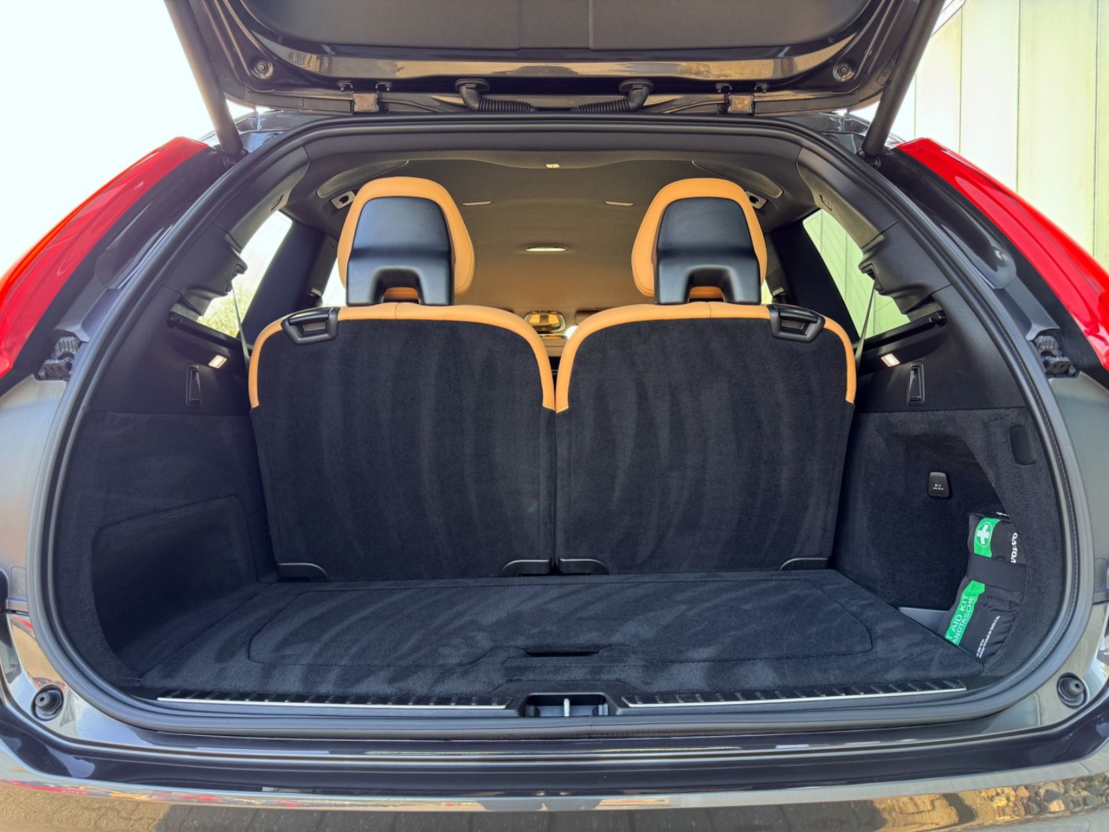 Fahrzeugabbildung Volvo XC90 2.0B5 D AWD Plus Bright*ASSIST|LED|7-SITZE*