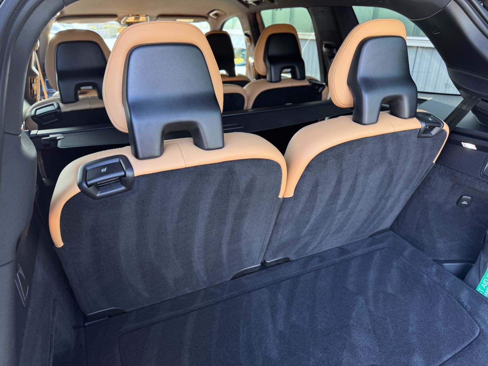 Fahrzeugabbildung Volvo XC90 2.0B5 D AWD Plus Bright*ASSIST|LED|7-SITZE*