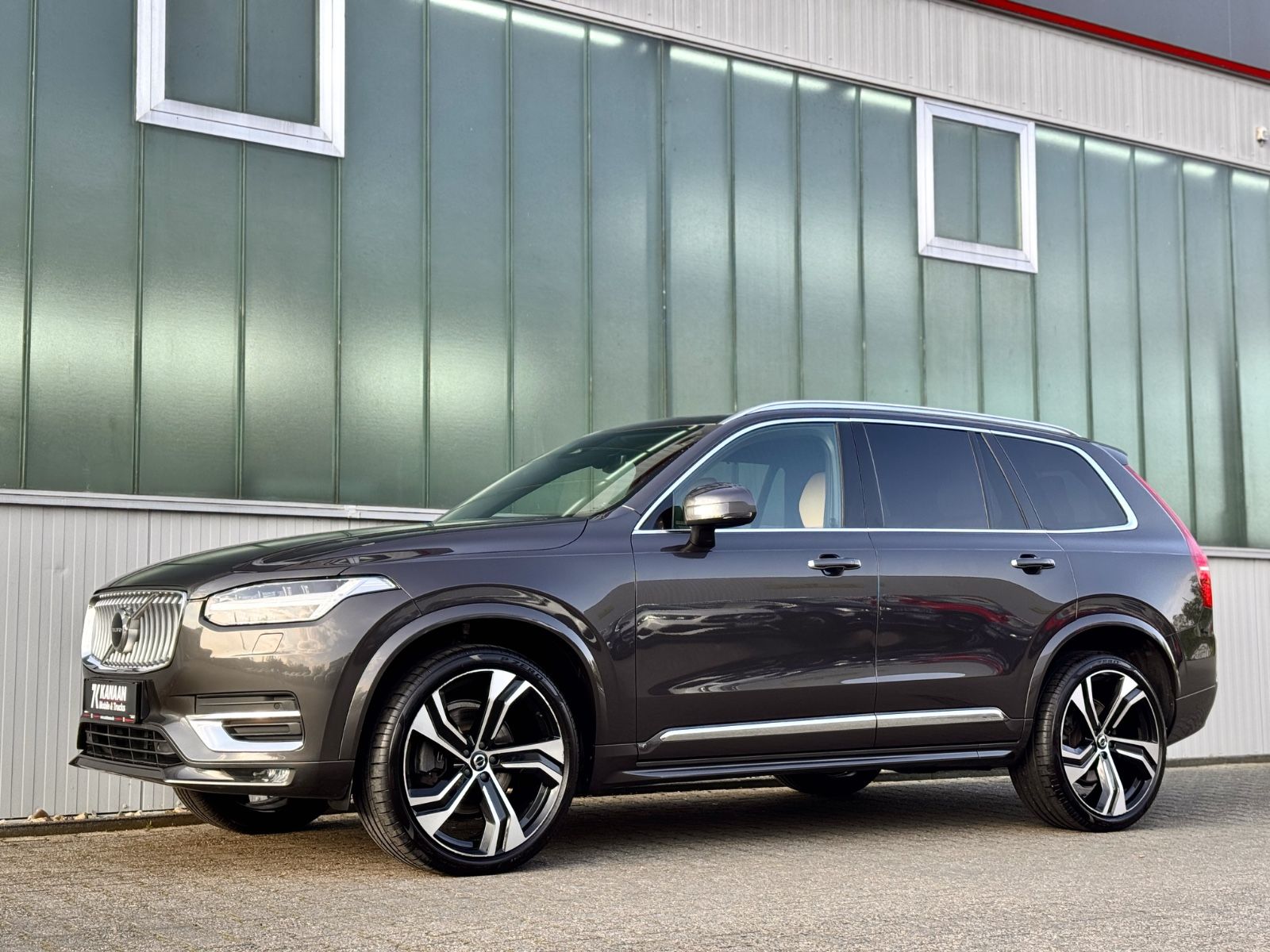 Fahrzeugabbildung Volvo XC90 2.0B5 D AWD Plus Bright*ASSIST|LED|7-SITZE*