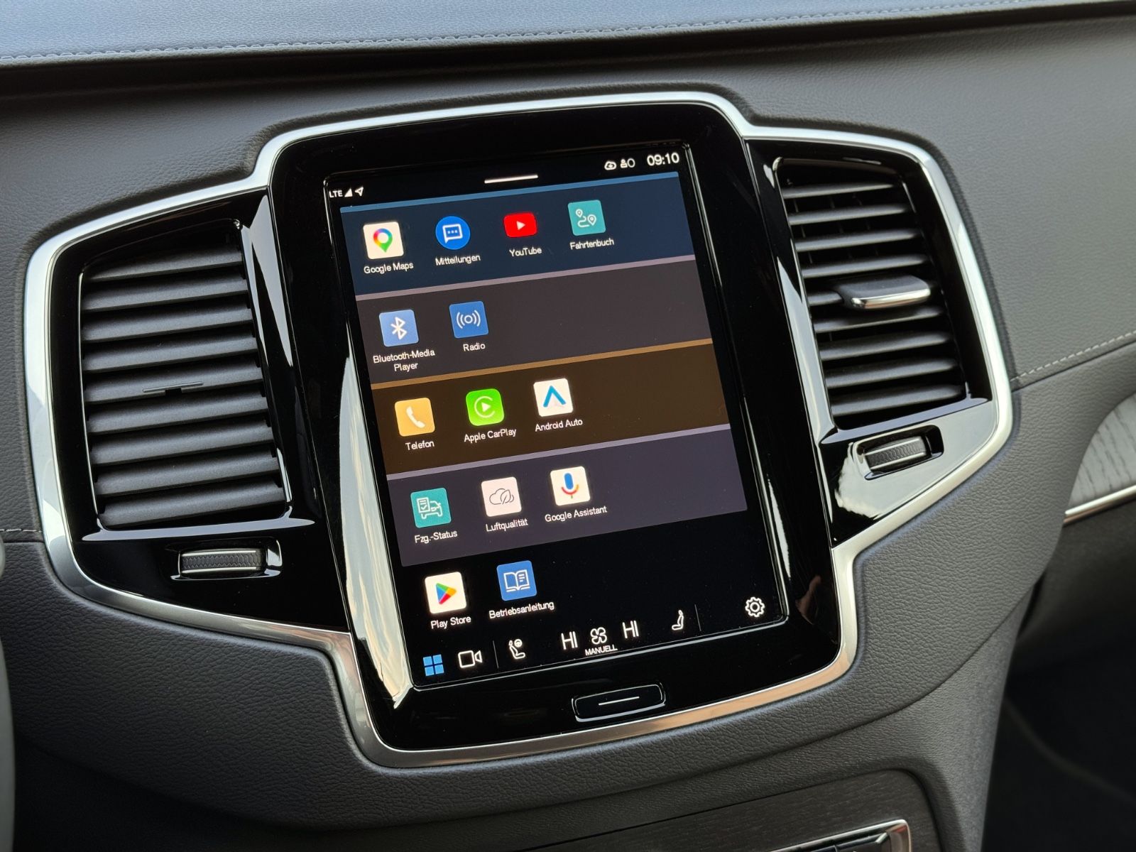 Fahrzeugabbildung Volvo XC90 2.0B5 D AWD Plus Bright*ASSIST|LED|7-SITZE*