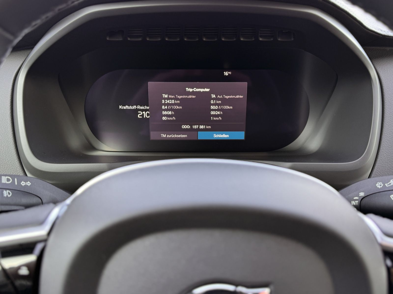 Fahrzeugabbildung Volvo XC90 2.0B5 D AWD Plus Bright*ASSIST|LED|7-SITZE*