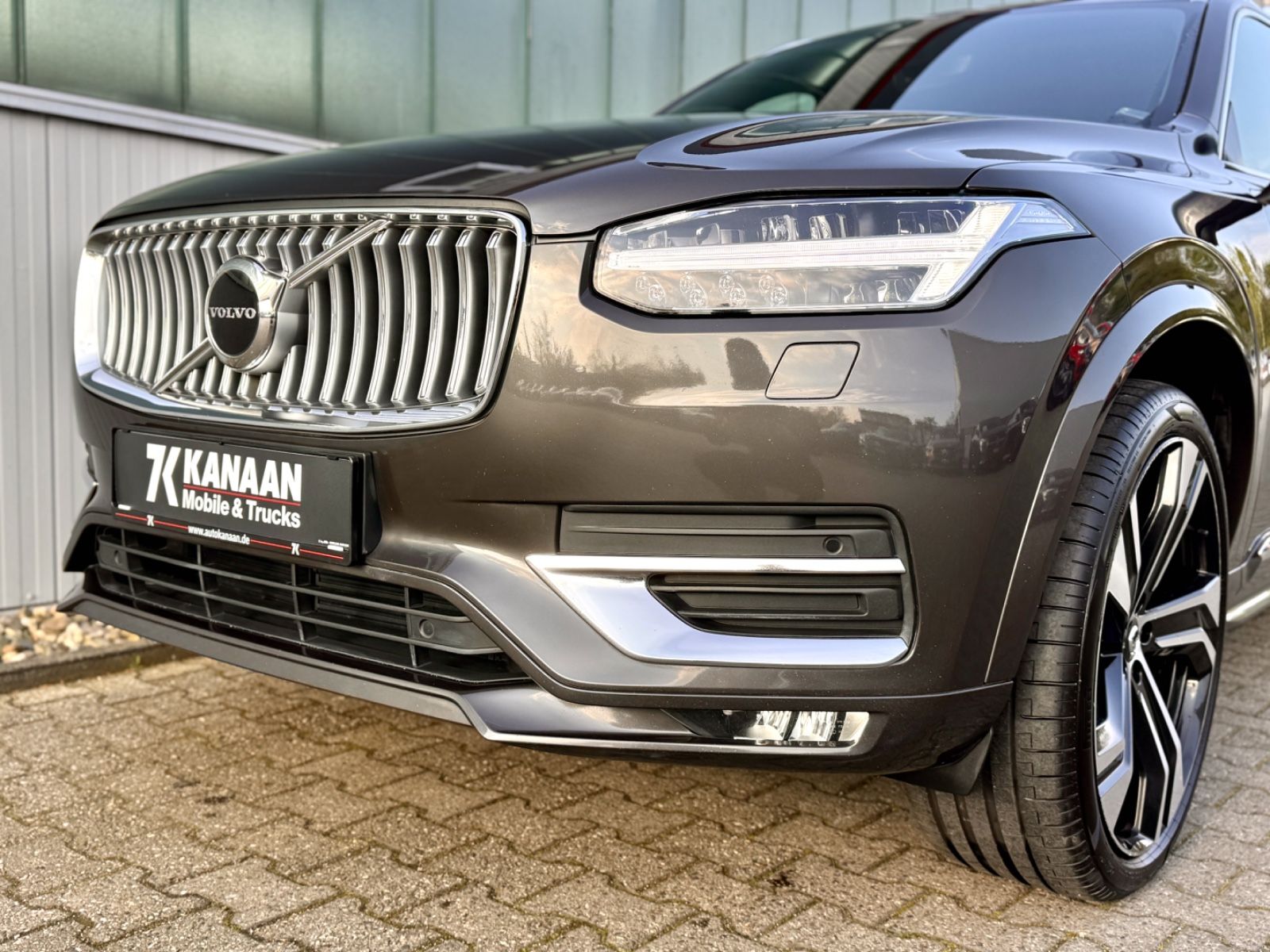 Fahrzeugabbildung Volvo XC90 2.0B5 D AWD Plus Bright*ASSIST|LED|7-SITZE*