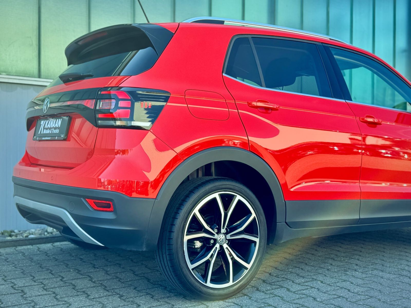 Fahrzeugabbildung Volkswagen T-Cross 1.0 TSI-DSG Style*AHK|NAV|LED|ACC|18"ALU