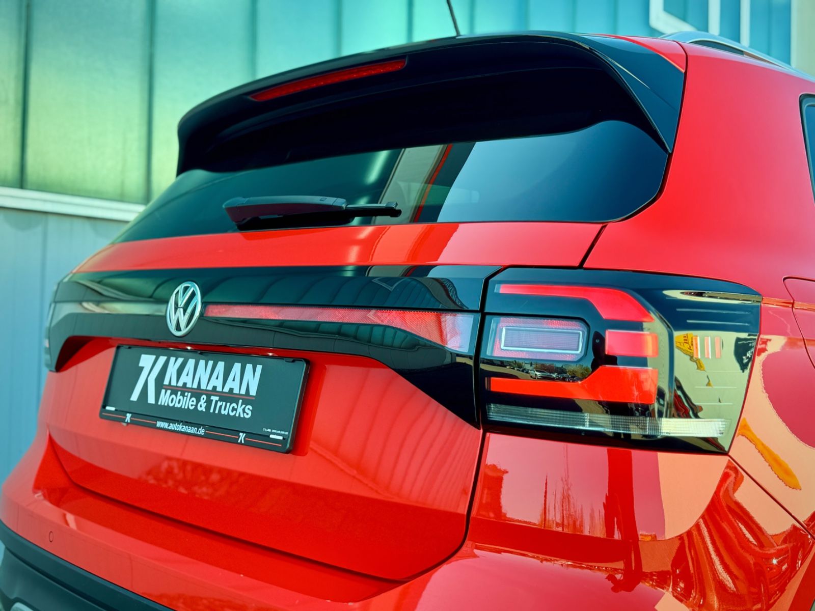 Fahrzeugabbildung Volkswagen T-Cross 1.0 TSI-DSG Style*AHK|NAV|LED|ACC|18"ALU