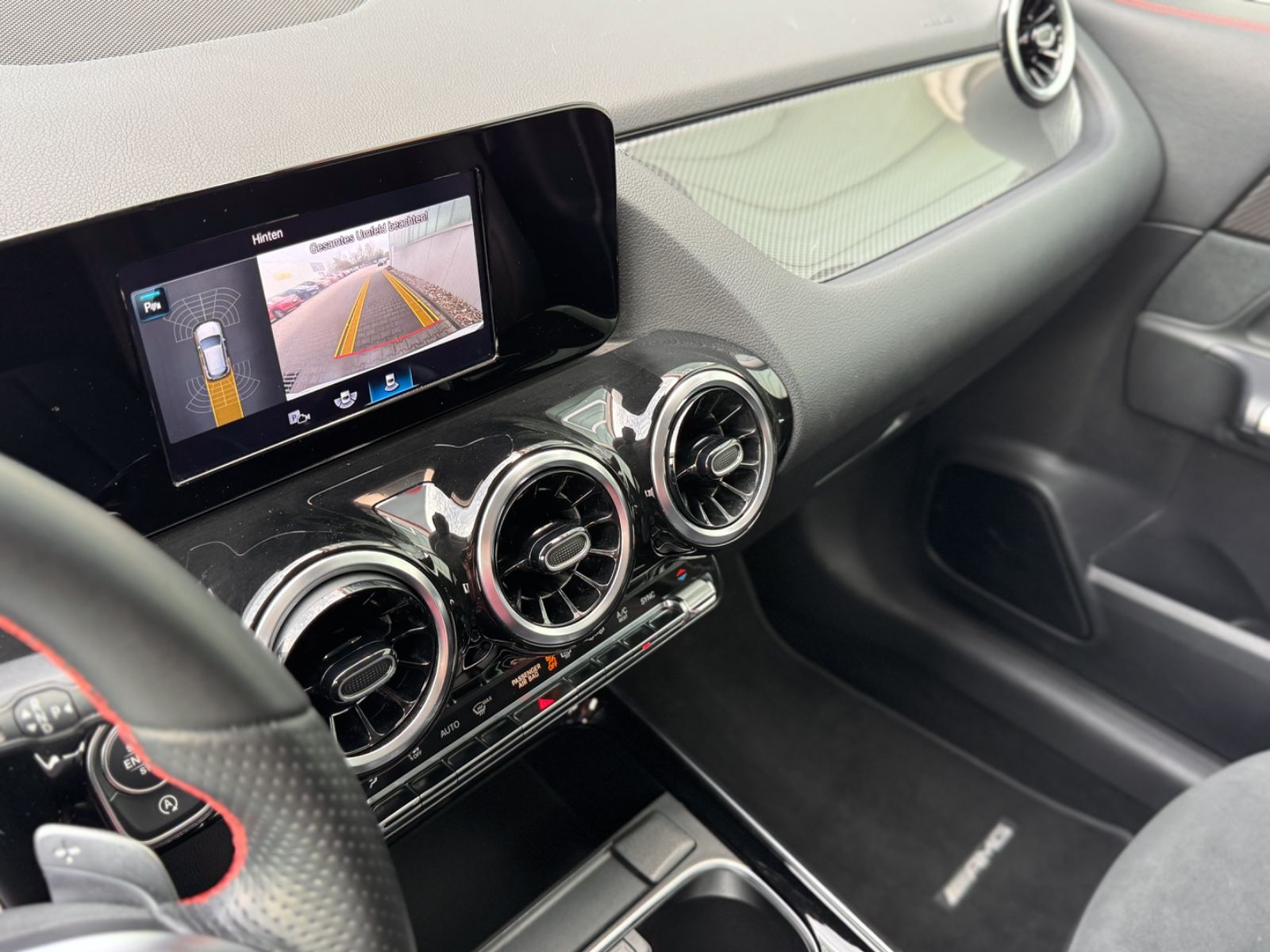 Fahrzeugabbildung Mercedes-Benz GLA 220d 4Matic AMG-Line *8G|CAM|ASSIST*