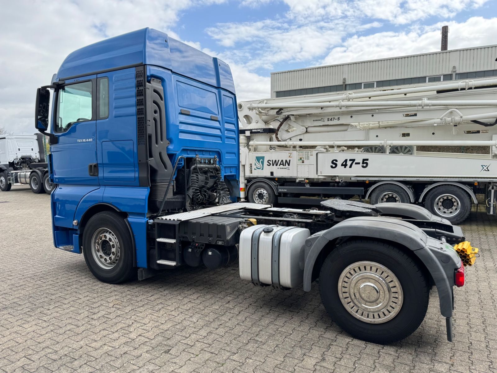 Fahrzeugabbildung MAN TGX 18.440 TGX  FSA   XLX   4x2   BLS