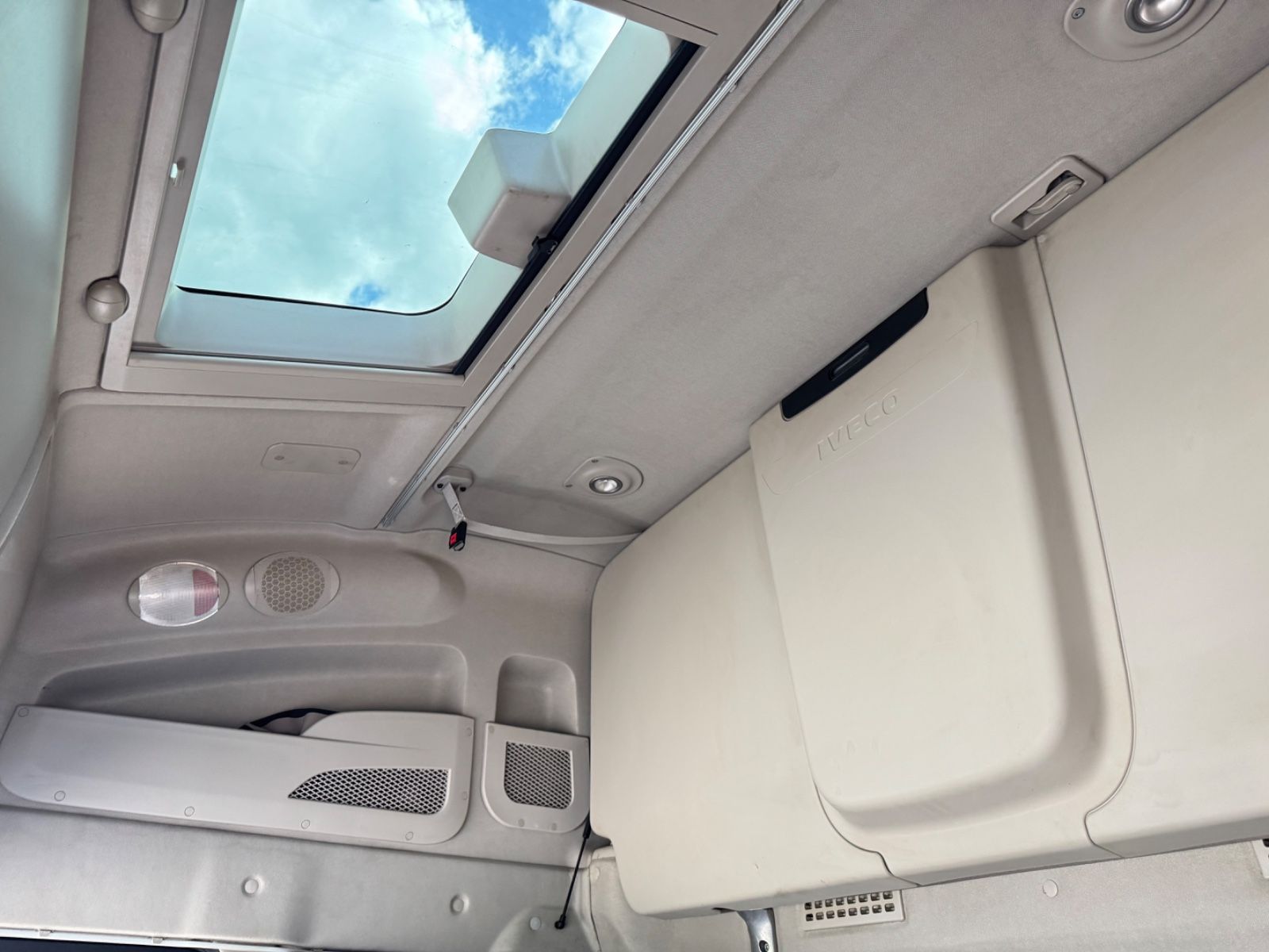 Fahrzeugabbildung Iveco AS440 S 480  Stralis  X-Way   TÜV NEU