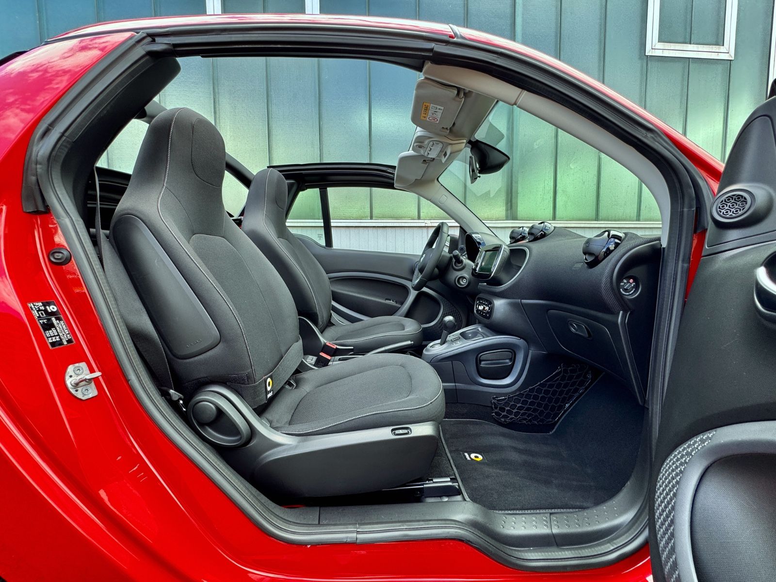 Fahrzeugabbildung Smart ForTwo Cabriolet Autom. Passion*NAVI|SCHECKHEFT*