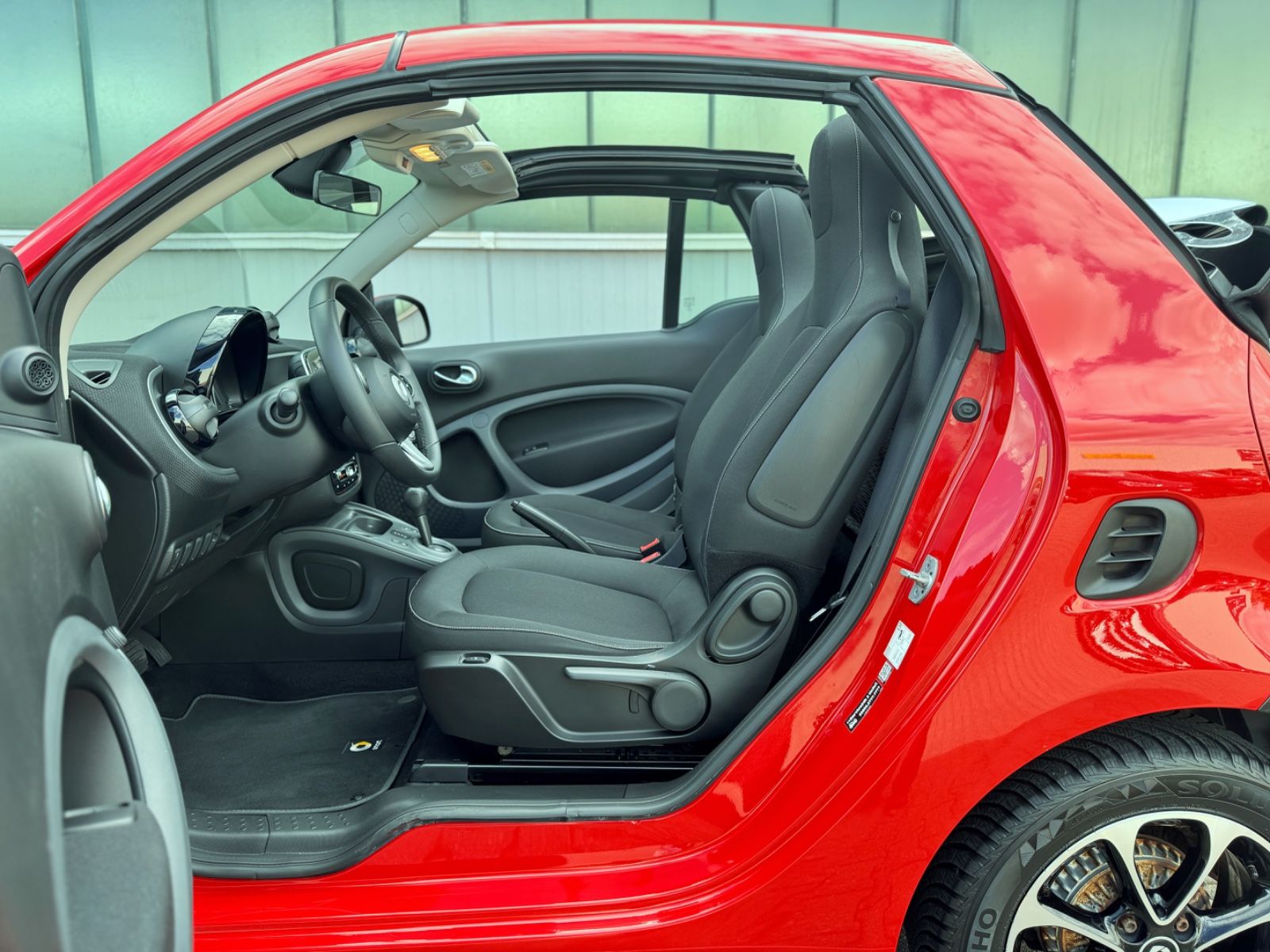 Fahrzeugabbildung Smart ForTwo Cabriolet Autom. Passion*NAVI|SCHECKHEFT*