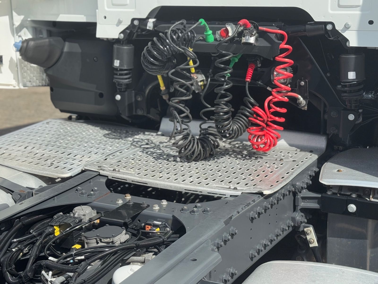 Fahrzeugabbildung DAF XG 480 FT Standklima 2 x TANK 1.195Ltr