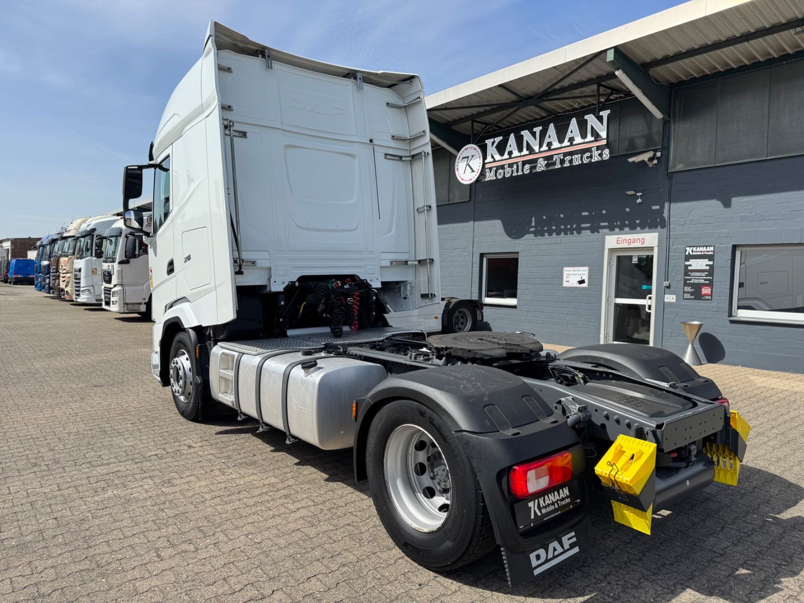 Fahrzeugabbildung DAF XG 480 FT Standklima 2 x TANK 1.195Ltr