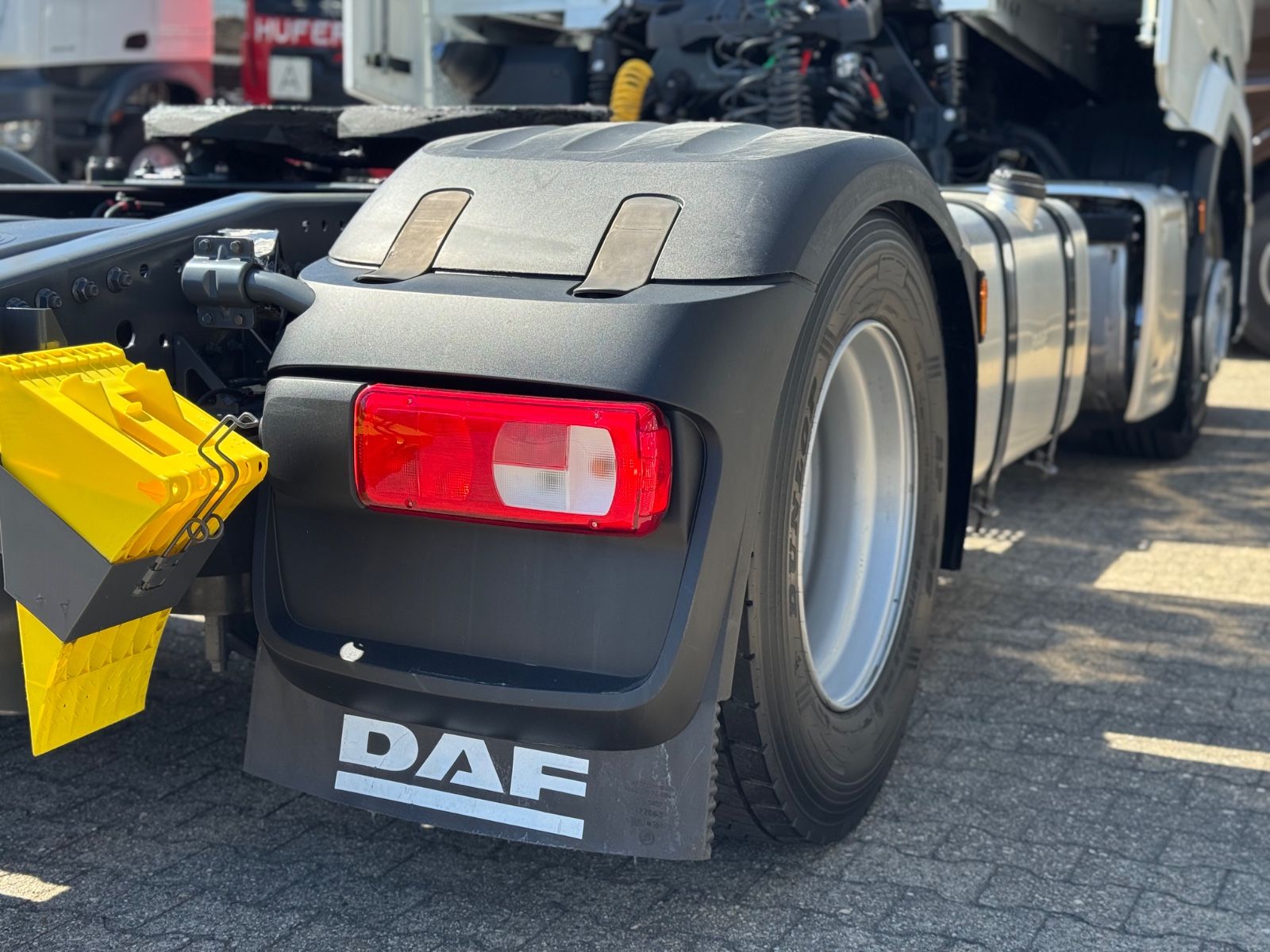 Fahrzeugabbildung DAF XG 480 FT   Standklima 2 x TANK 1.195Ltr