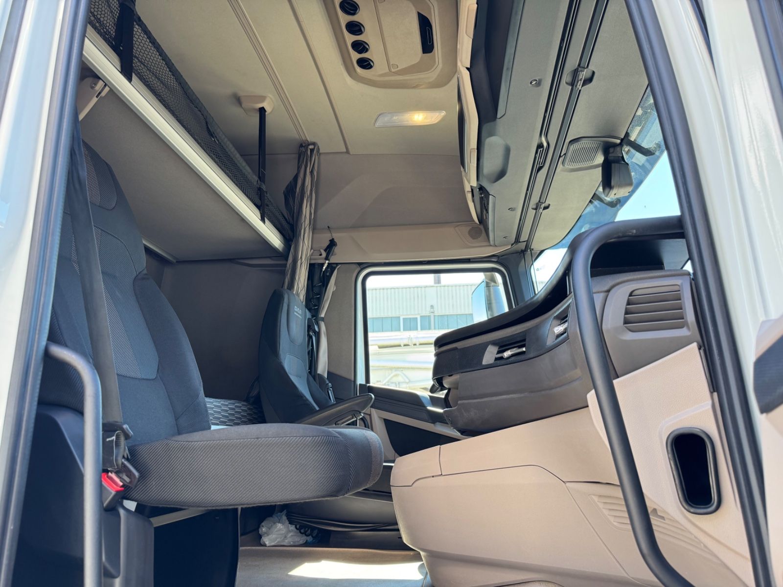 Fahrzeugabbildung DAF XG 480 FT   Standklima 2 x TANK 1.195Ltr