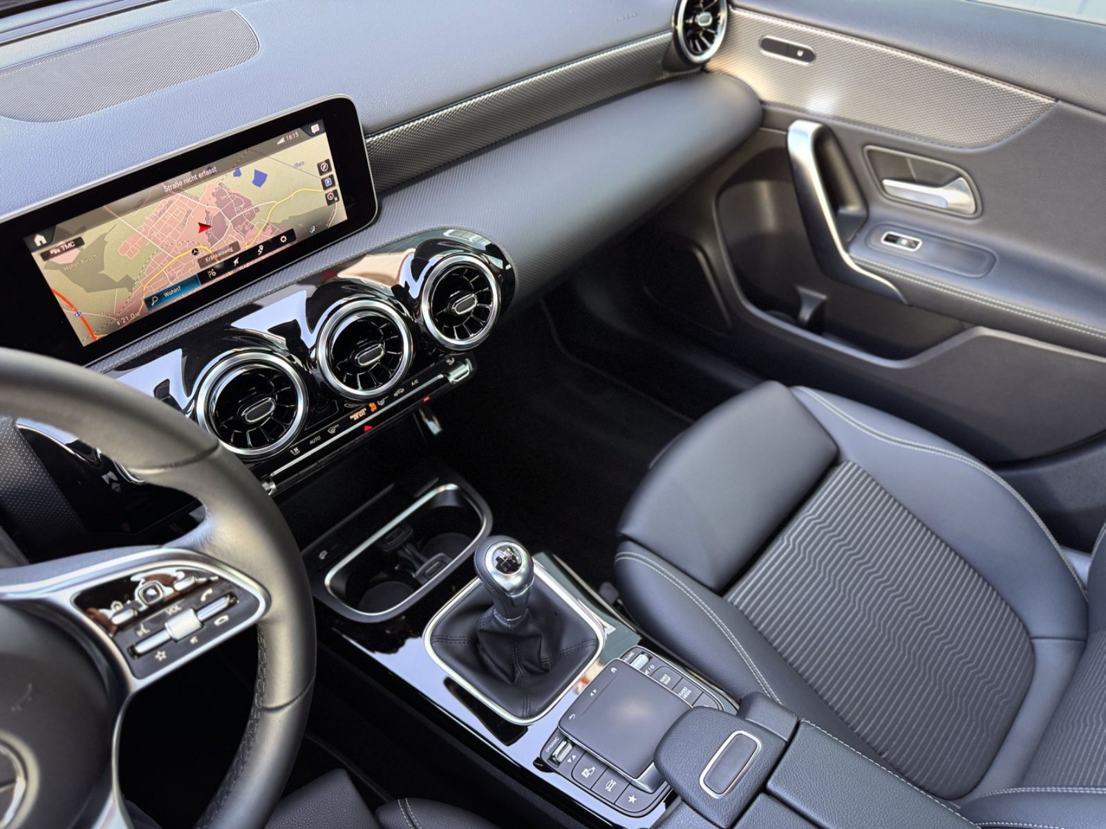 Fahrzeugabbildung Mercedes-Benz A 160 Progressive *CAM|NAVI|ASSIST*