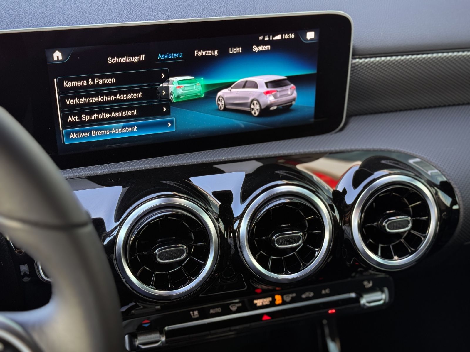 Fahrzeugabbildung Mercedes-Benz A 160 Progressive *CAM|NAVI|ASSIST*