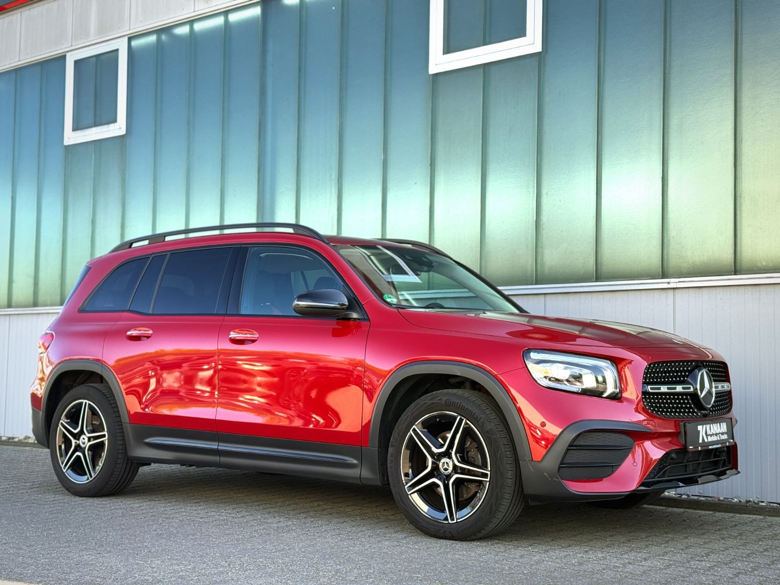 Fahrzeugabbildung Mercedes-Benz GLB 220d 4Matic AMG *7-SITZER|LED|AHK|NIGHT*