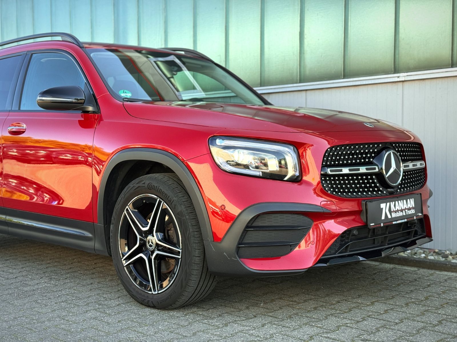 Fahrzeugabbildung Mercedes-Benz GLB 220d 4Matic AMG *7-SITZER|LED|AHK|NIGHT*