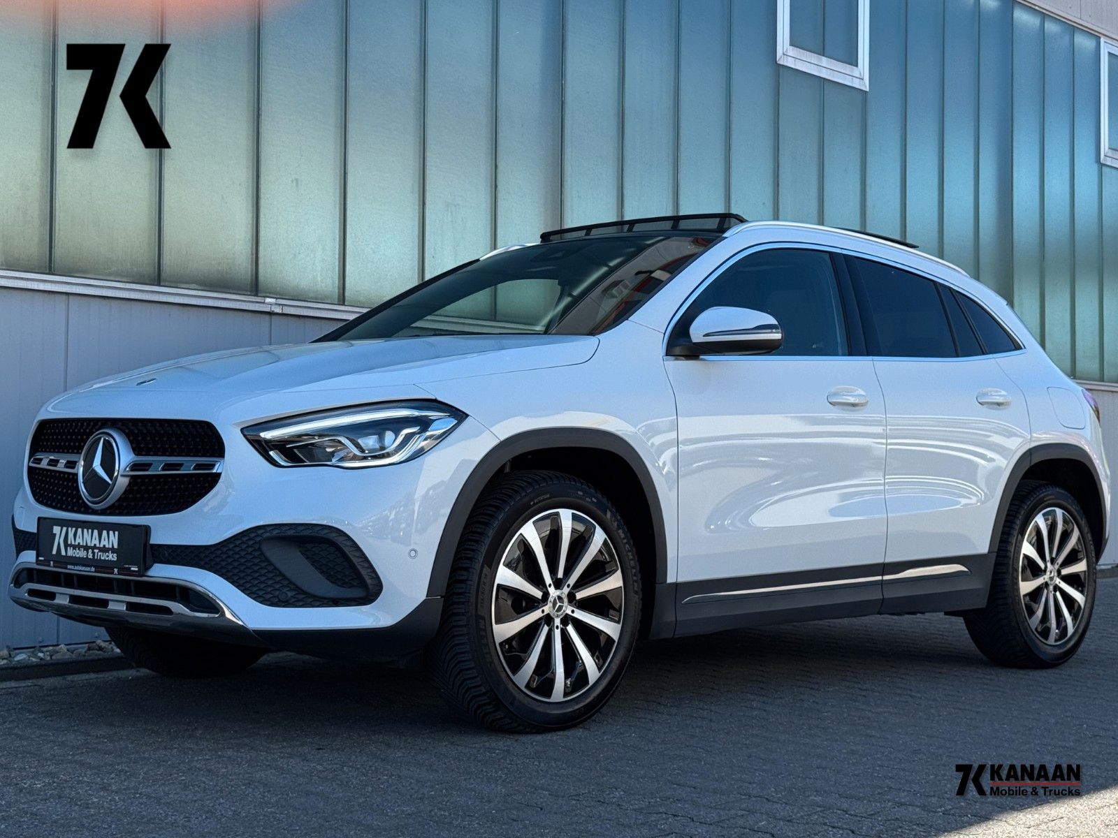 Fahrzeugabbildung Mercedes-Benz GLA 180 Progressive *PANORAMA|ASSIST|LED*