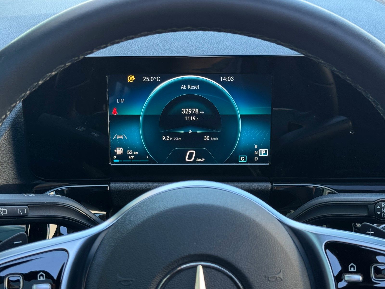 Fahrzeugabbildung Mercedes-Benz GLA 180 Progressive *PANORAMA|ASSIST|LED*