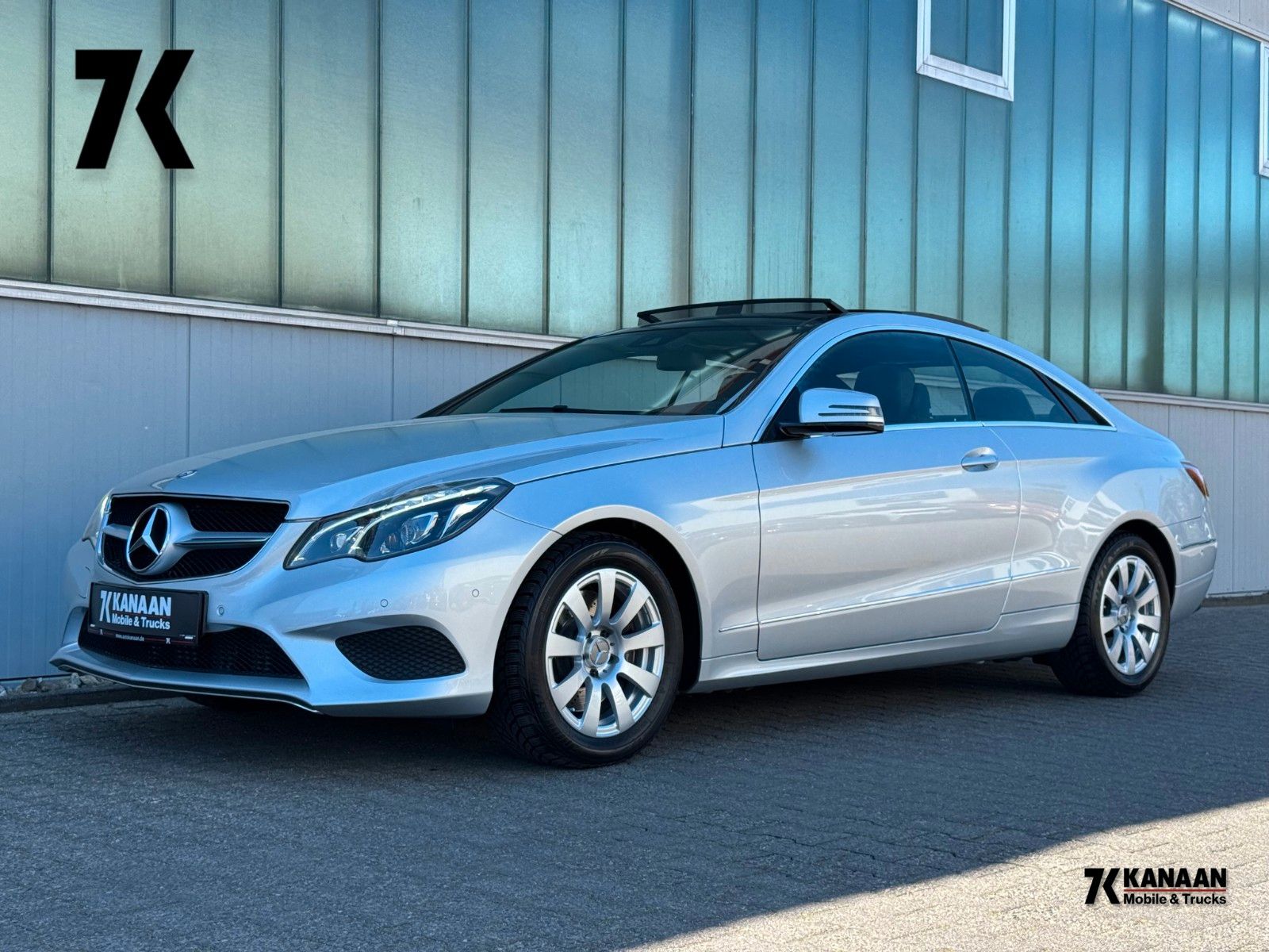 Fahrzeugabbildung Mercedes-Benz E 250 7G-TRONIC COUPE*PANO|NAV|SHZ|PDC|LED|2.HD*