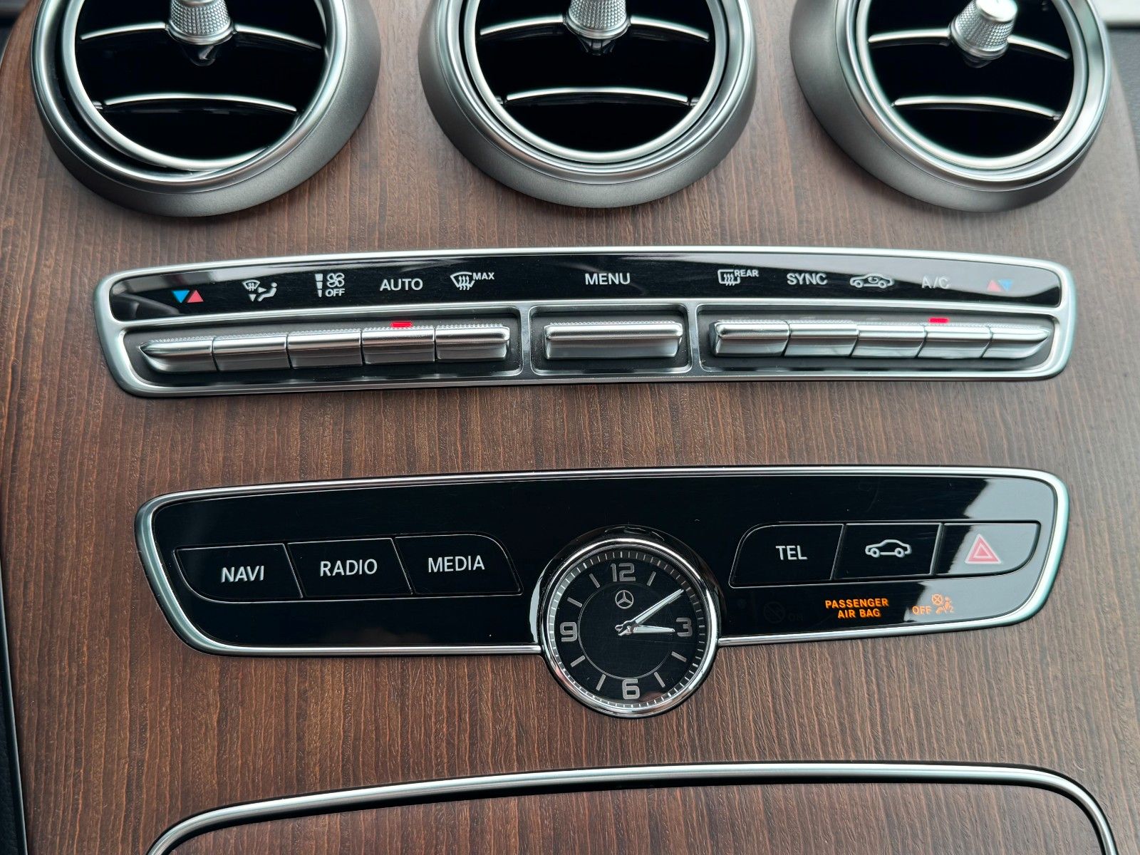 Fahrzeugabbildung Mercedes-Benz C 300 Cabrio AMG *9G|CAM|LED|AHK*