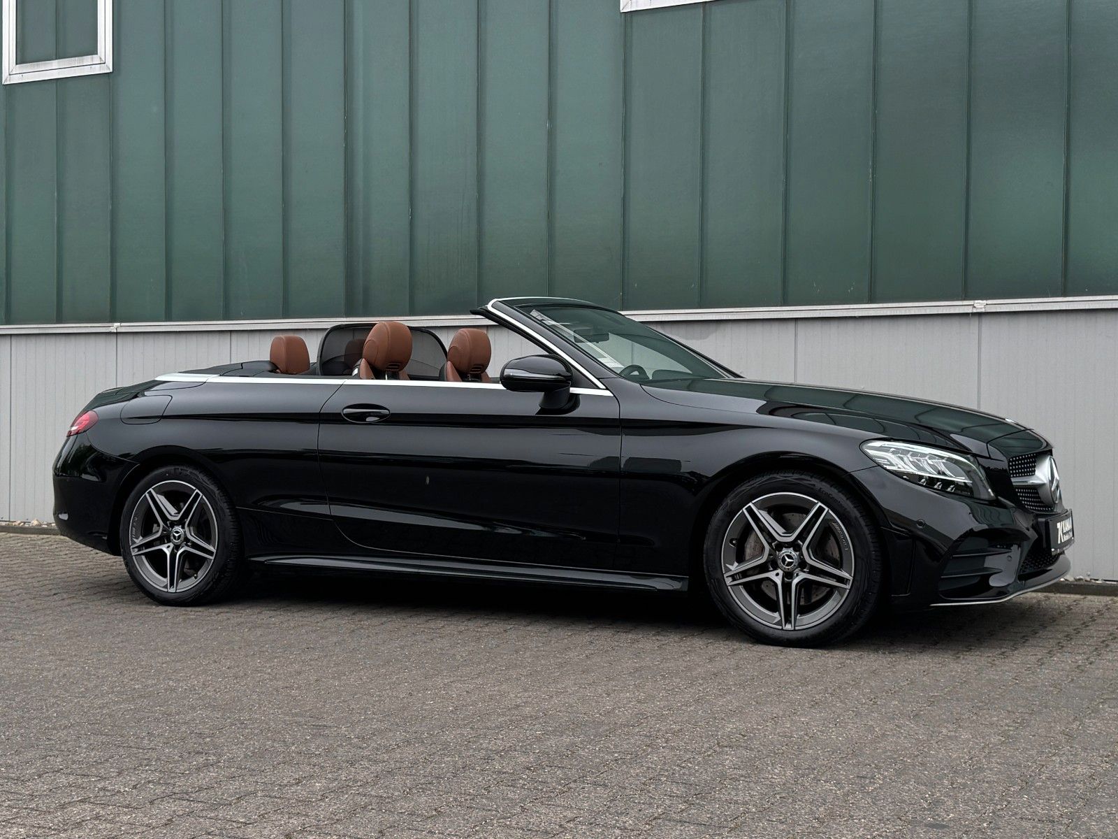 Fahrzeugabbildung Mercedes-Benz C 300 Cabrio AMG *9G|CAM|LED|AHK*