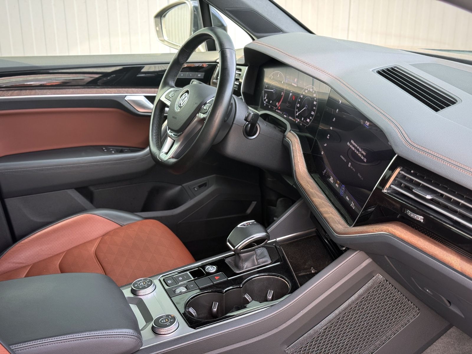 Fahrzeugabbildung Volkswagen Touareg 3.0TDI V6 Atmosphere 4Motion *CAM|LED*
