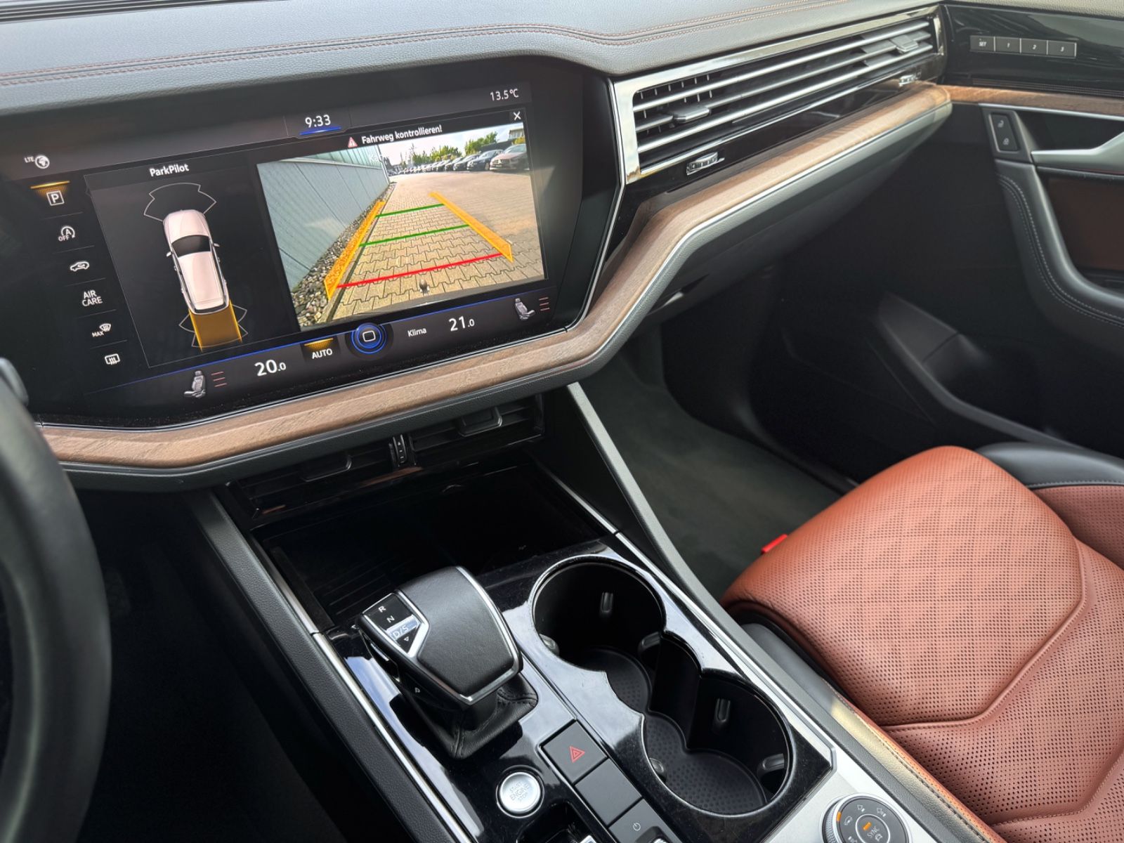 Fahrzeugabbildung Volkswagen Touareg 3.0TDI V6 Atmosphere 4Motion *CAM|LED*